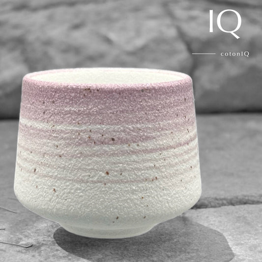 Kaffeebecher mit strukturierter Oberfläche – Rosa- und Creme-Tönen – 200 ml-0