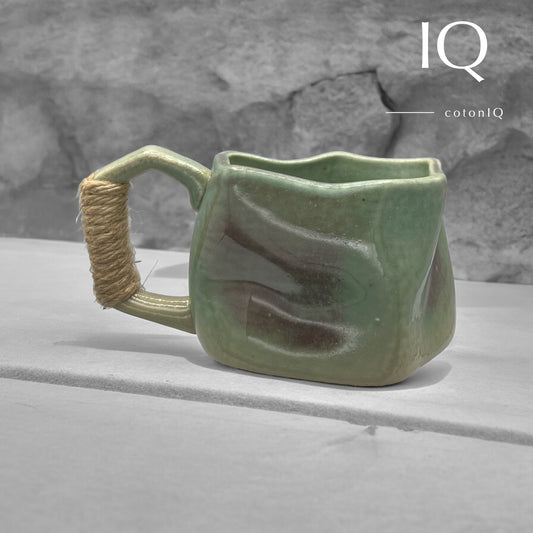 Handgefertigte Keramiktasse – Rustikales Unikat – Grün und Lilatöne –  230 ml-0